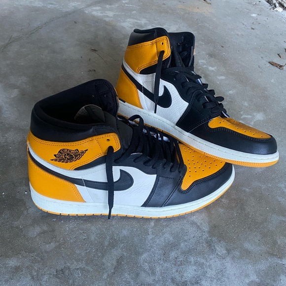 Jordan Other - Air Jordan 1 Retro high OG Yellow